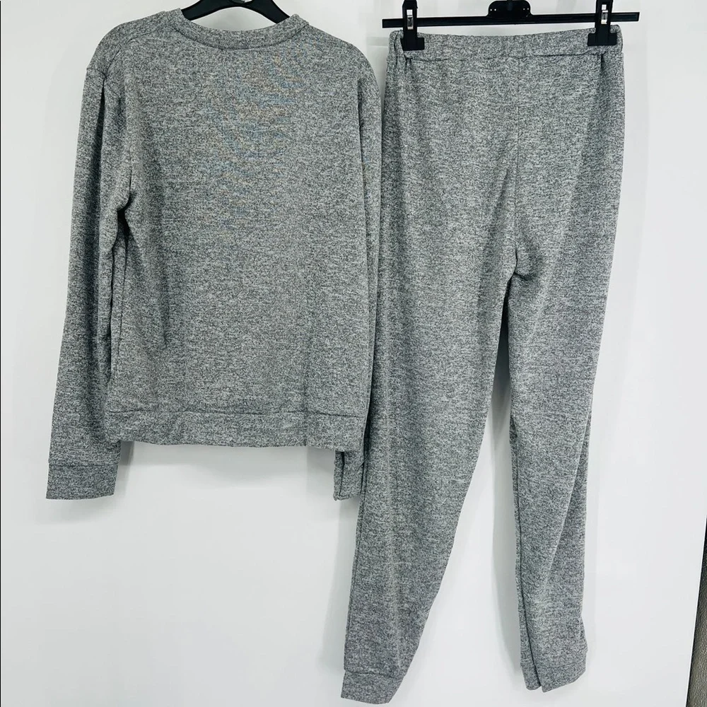 Gray Long Sleeve Top and High Waist Joggers Jogger Pants Two Piece Set - Picture 10 of 10